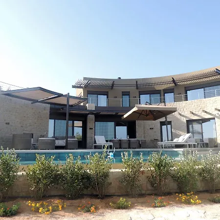 Willa Luxury The Olive Retreat